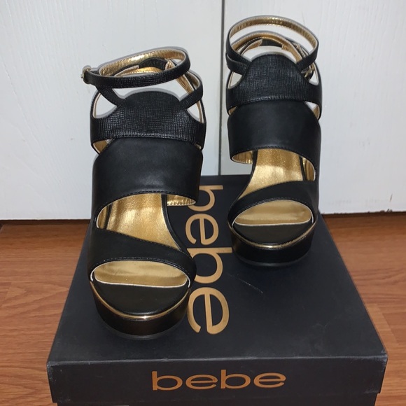 Bebe Tevii wedge - Picture 4 of 6